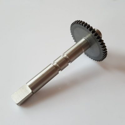 Шестерня ведущая редуктора гранитора Ugolini МТ длинная